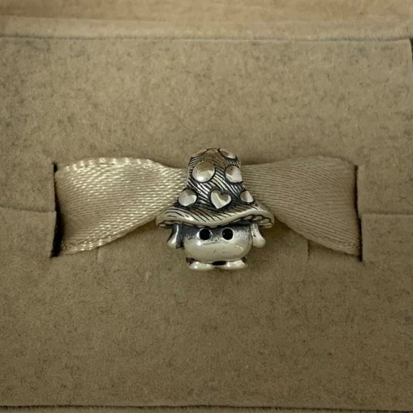 Pandora Cute Mushroom Charm - Picture 6 of 6